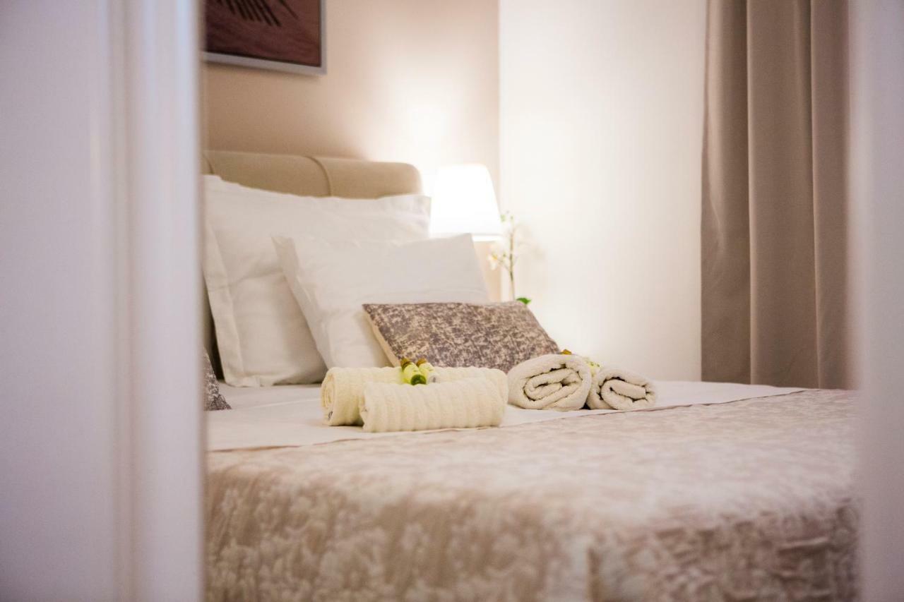 Apartmán Luxurious With Private Garden